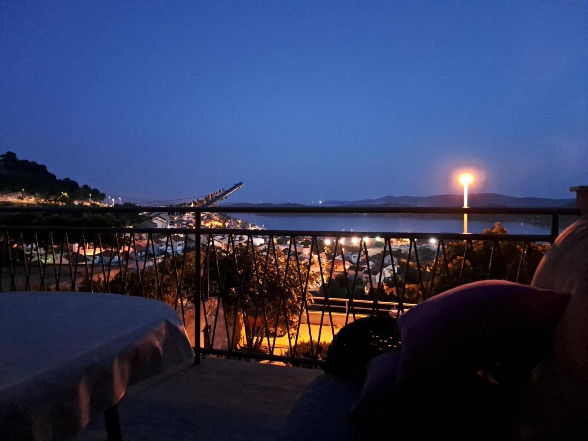 Apartment Mira Šibenik Buitenkant foto